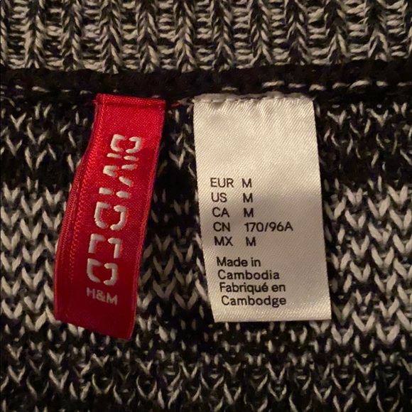 H&M black and white Aztec print cardigan - Picture 2 of 2